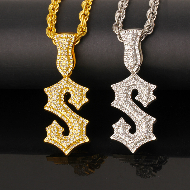 Men Accessories Singapore - 新しいレター S ヒップホップネックレス男性用オールマッチ個性ファッショントレンドデイリーアクセサリージュエリーギフト