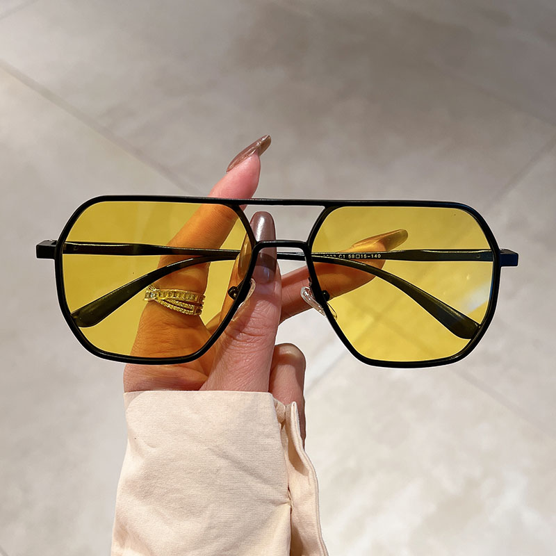 ヴィンテージ偏光サングラス男性ファッションブラックシェードア - Sunglasses Polarized Men のレビューと価格